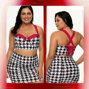 *Plus Size*🚣‍♀️ 🏊‍♀️🤽‍♀️Kitty Swimsuit